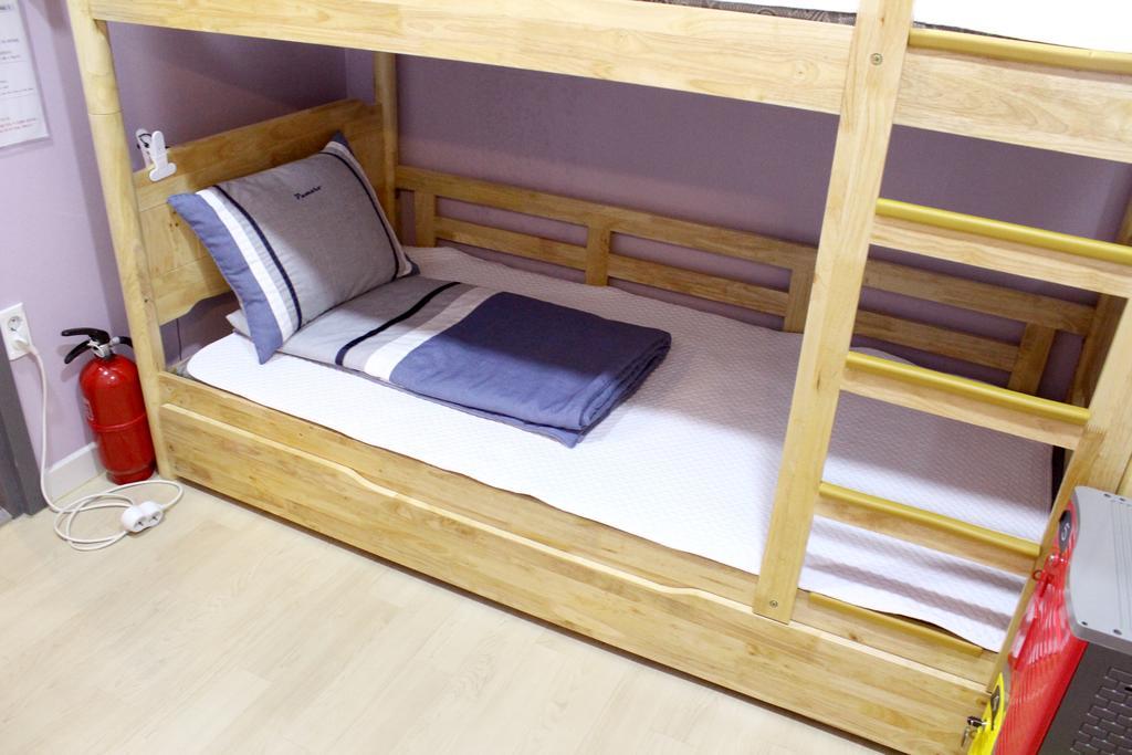 Viva Guesthouse Пусан Экстерьер фото